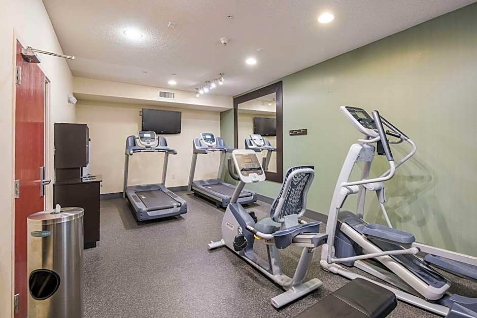 Quality Inn & Suites Quincy - Downtown