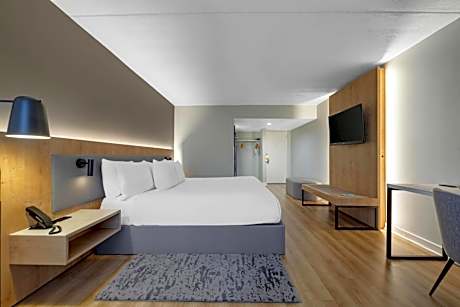 King Room - Non-Smoking