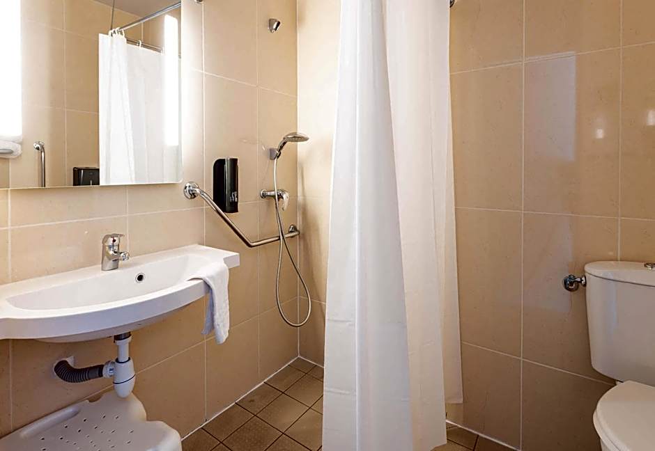 B&B HOTEL Rennes Est Cesson Sévigné
