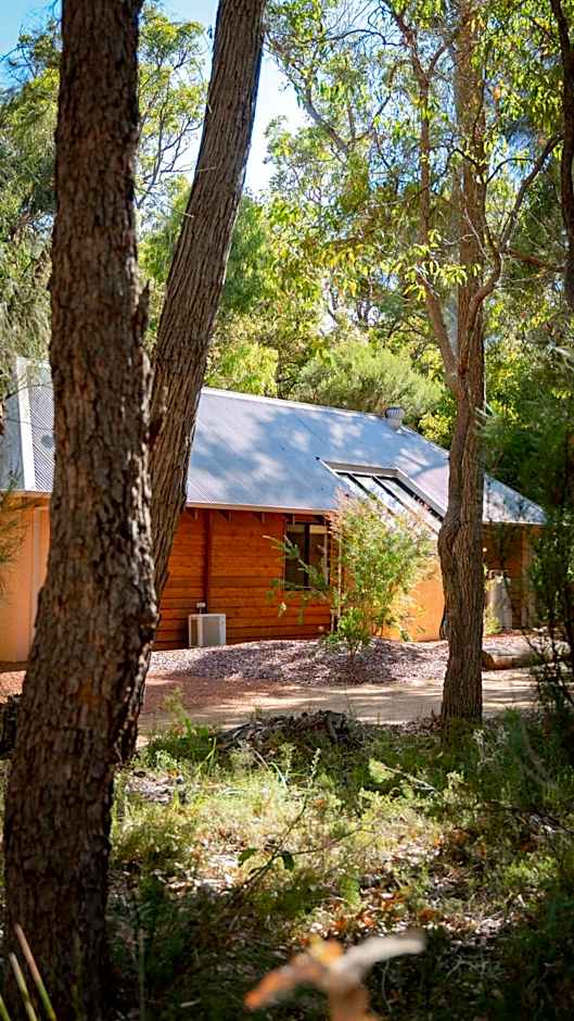 Forest Rise Chalets and Lodge