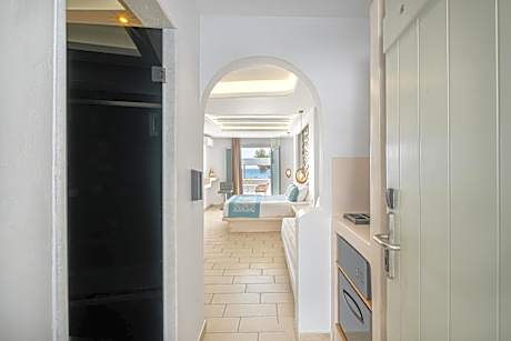Premium Room with Hot Tub and Sea View