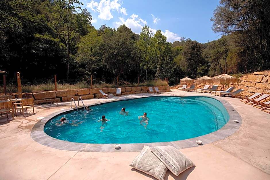 Glamping Can Bora Lodges