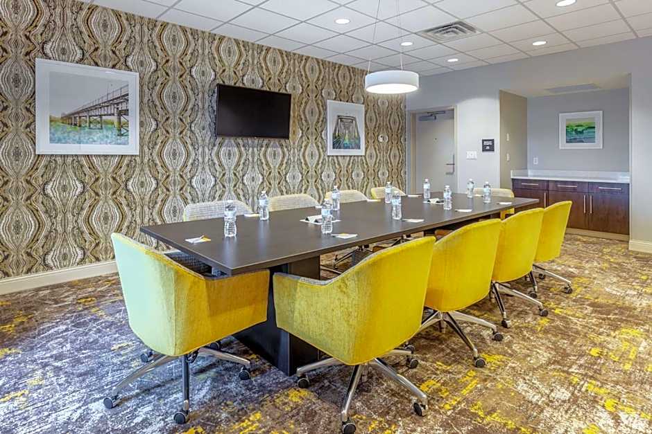 Hampton Inn By Hilton & Suites Burlington