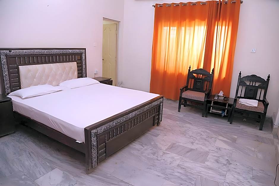 Hotel Sareena Residence