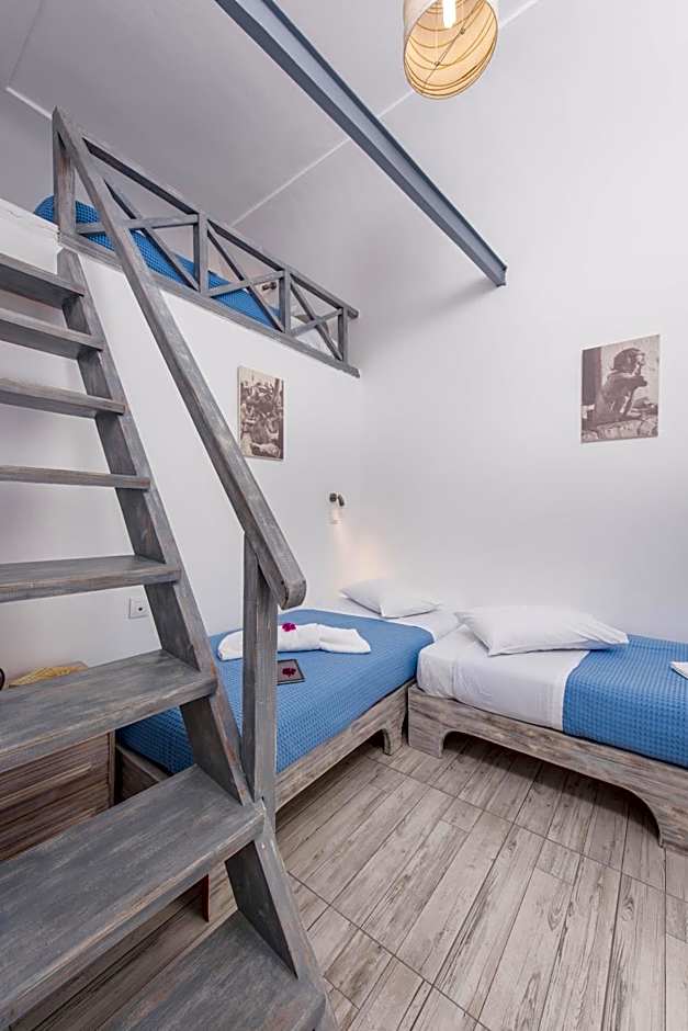 Maryloujohn Villas Oia