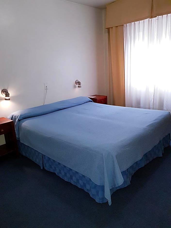 Hotel Puerta del Sol