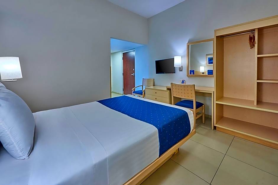 City Express by Marriott Manzanillo