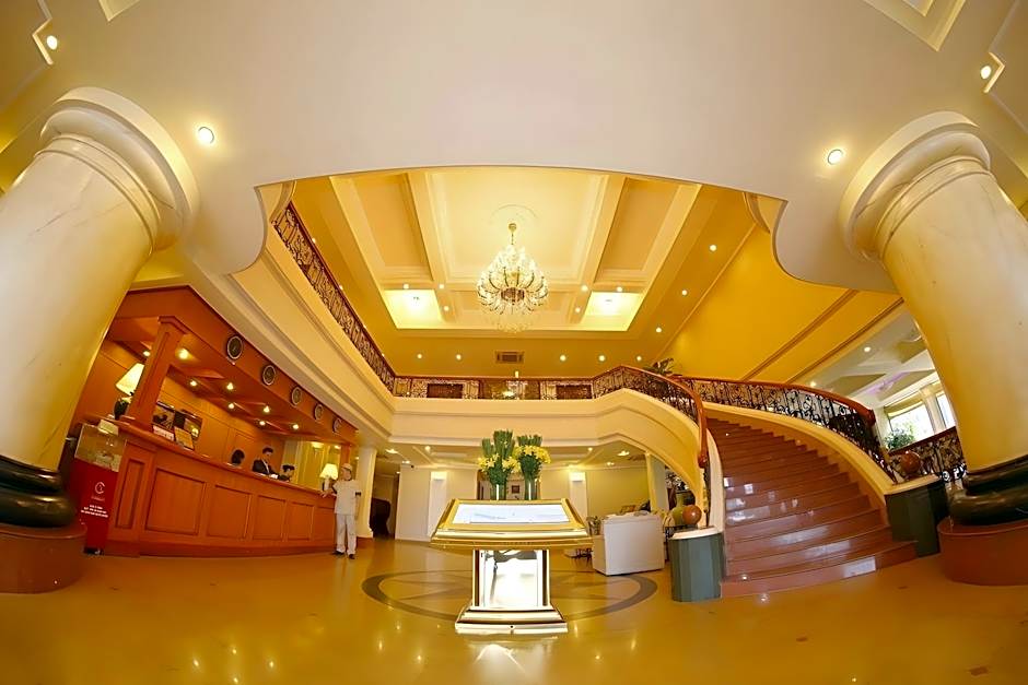 The Tray Hotel Hai Phong