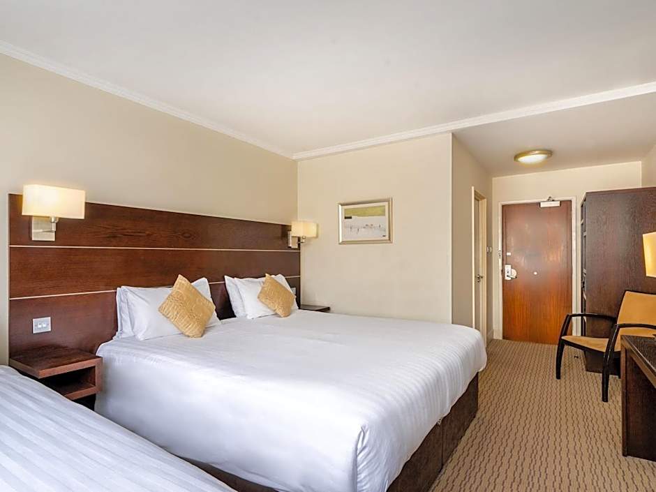 Mercure Maidstone Great Danes Hotel