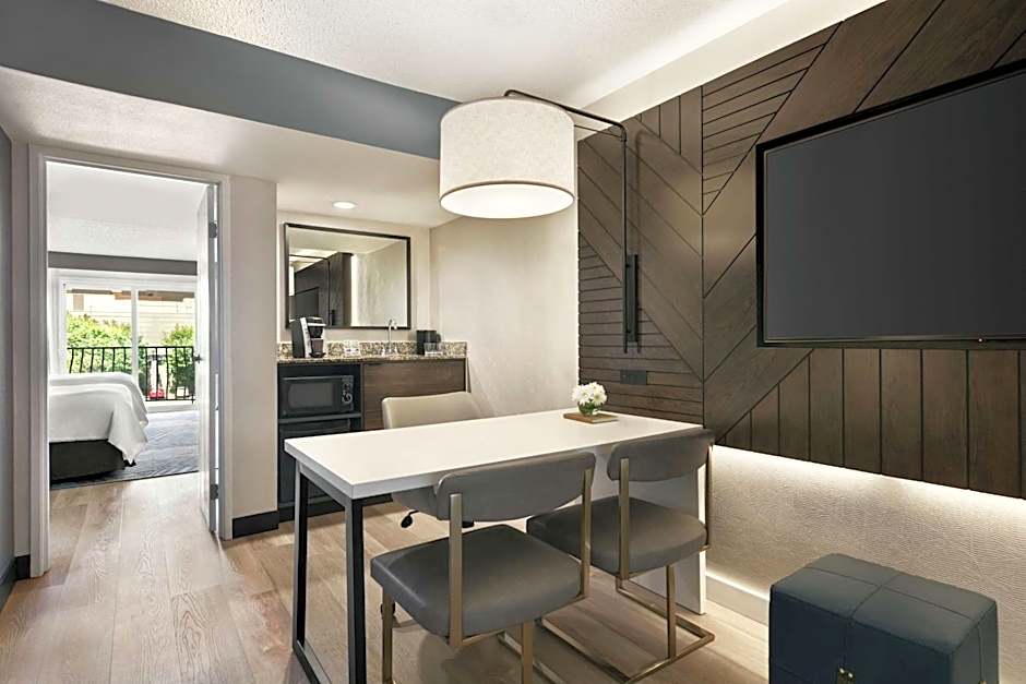 Photo 1 of 8 of Premium 1 King Bed Suite