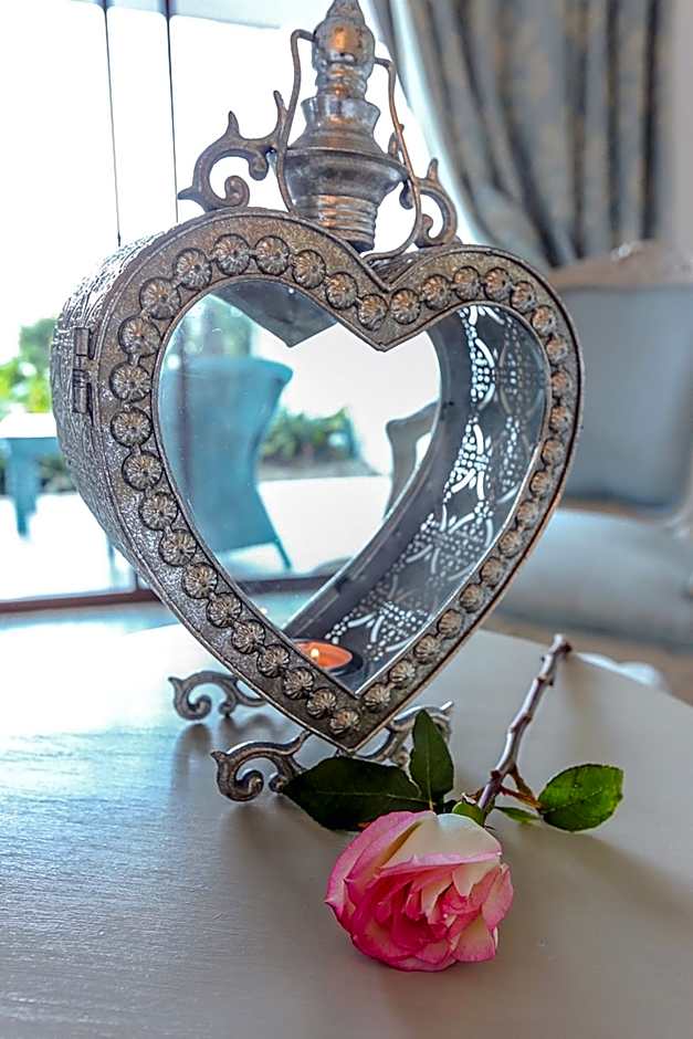 Misty Waves Boutique Hotel