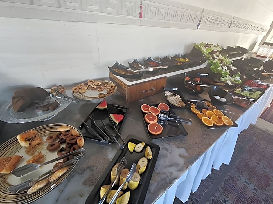 Noah's Ark Cave Hotel