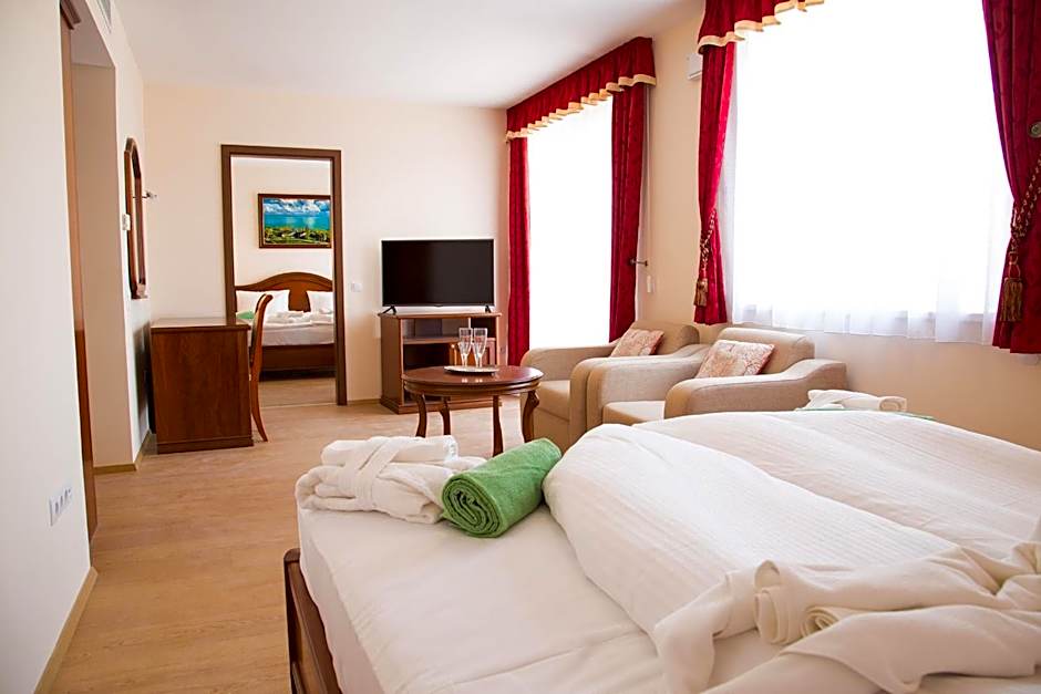 Luxury Hotel Siófok
