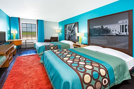 Queen Room with Two Queen Beds - Non-Smoking