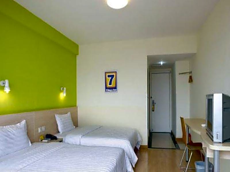 7 Days Inn Chongqing Beibei Light Rail Station Southwest University Branch