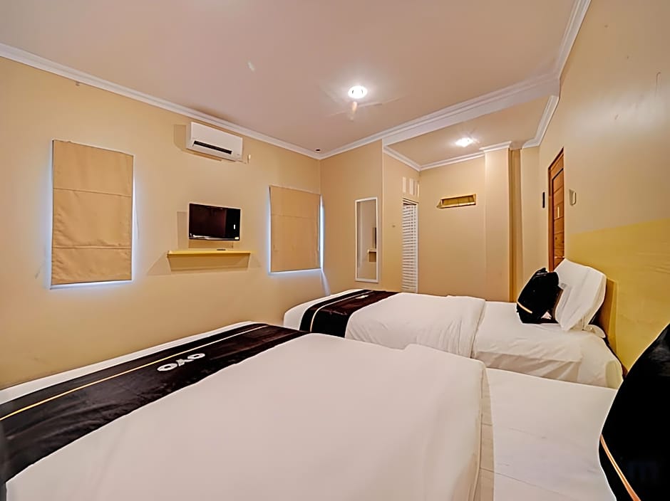 Hotel Andono near YIA Mitra RedDoorz