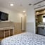 Hostal House