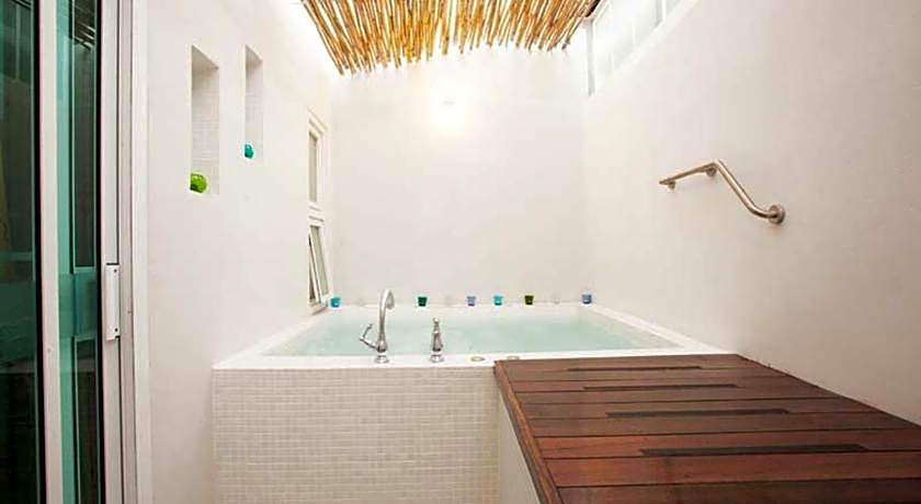 Kata Tranquil Villa