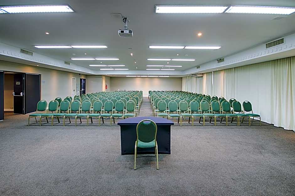 Hotel Victoria Villa Curitiba by Nacional Inn