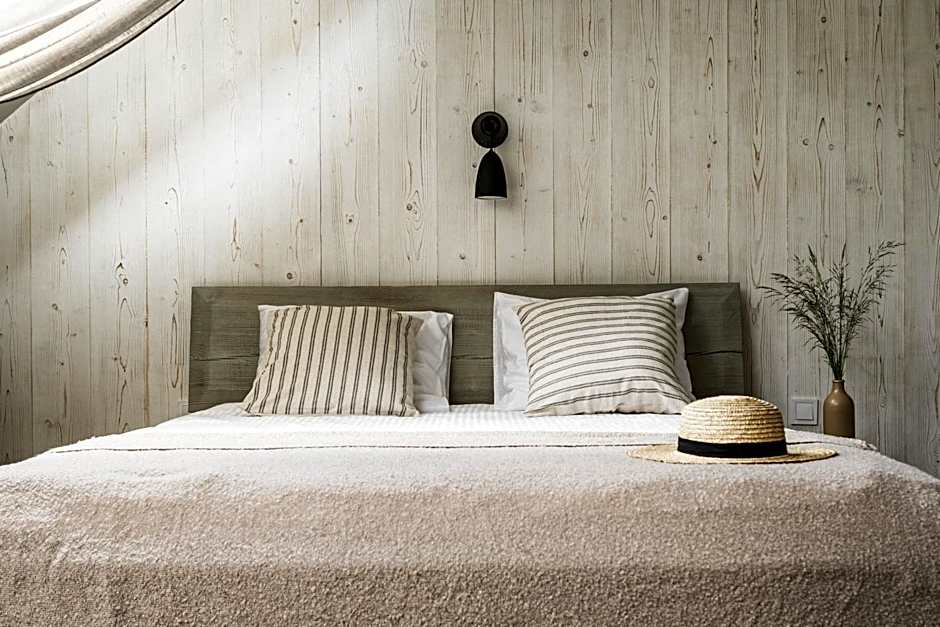 Guest House Garoza with Self Check-in