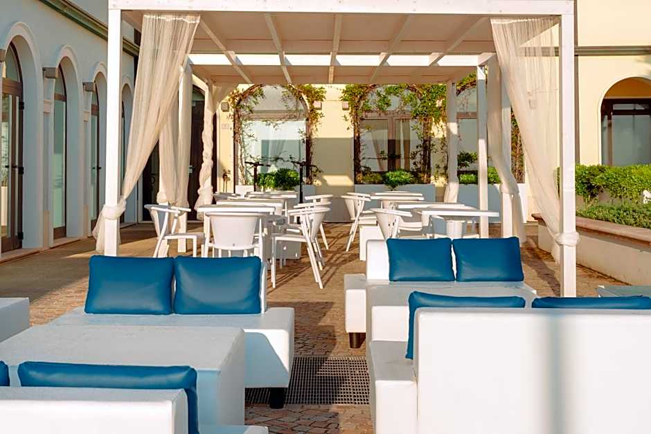 Life Hotel Seaview & Spa