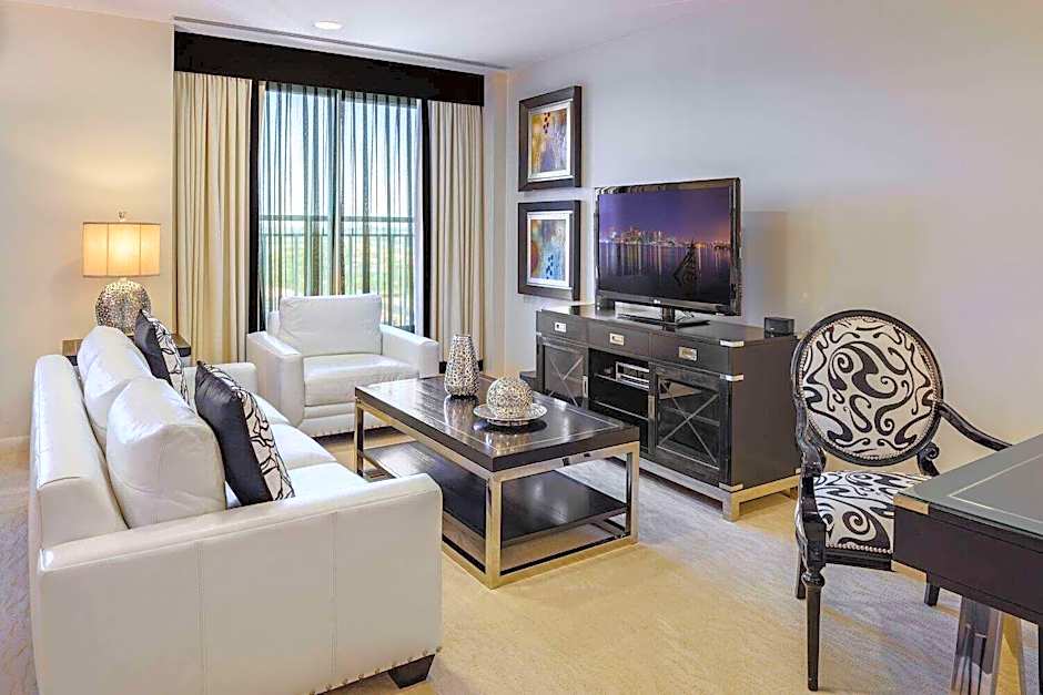 Broadway Plaza, Trademark Collection by Wyndham