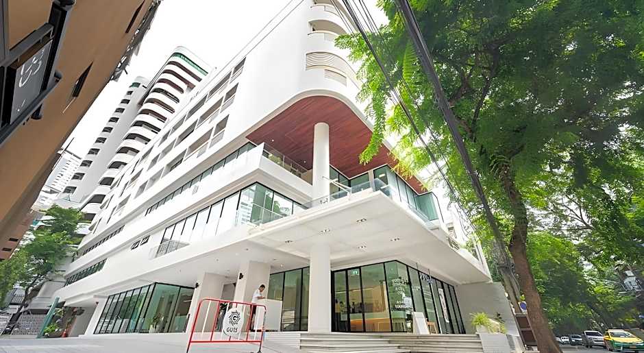 LiveZen Bangkok Sukhumvit