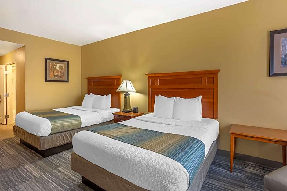 Best Western Plus University Park Inn & Suites