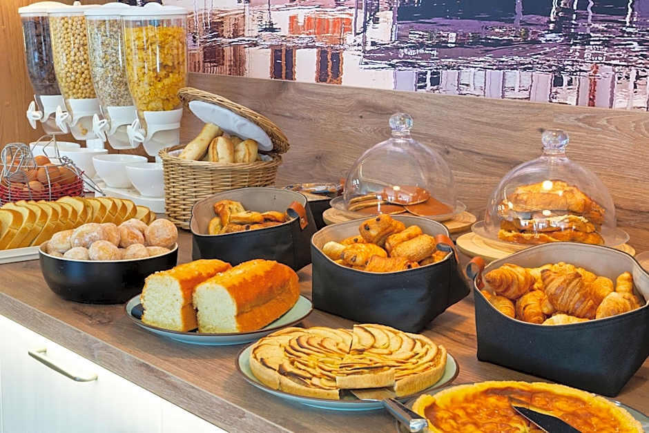 Brit Hotel Confort Amiens