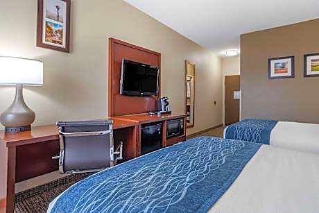 2 Queen Beds Suite Nonsmoking