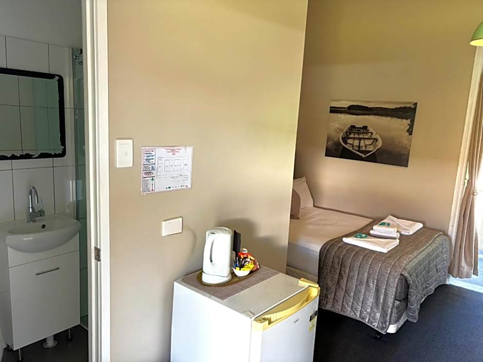 Grand Hotel Mount Morgan