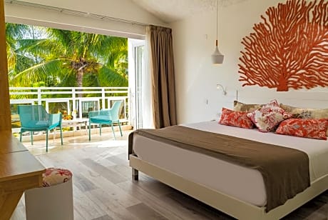 Coral Signature Room Garden View