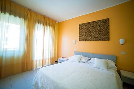 Double room-Standard-Ensuite with Shower-Balcony