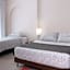 Hotel Golden House