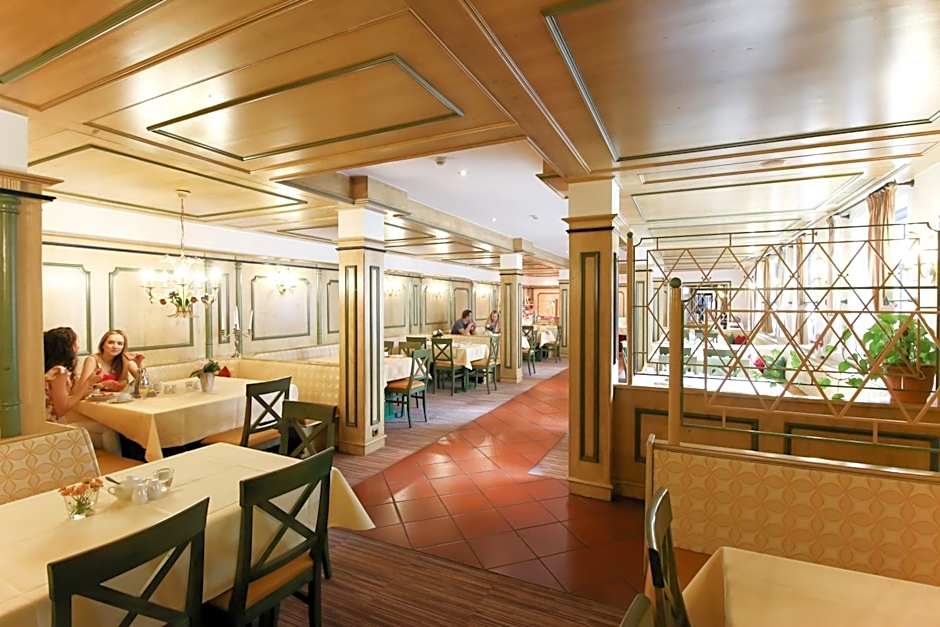 Hotel Erbgericht Buntes Haus