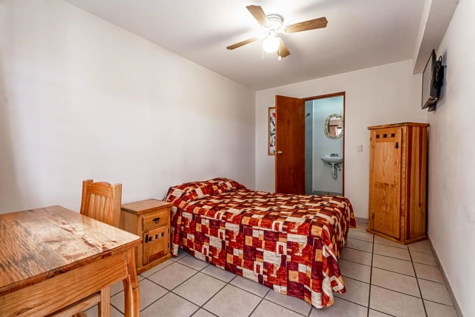 Cinco de Mayo Hotel