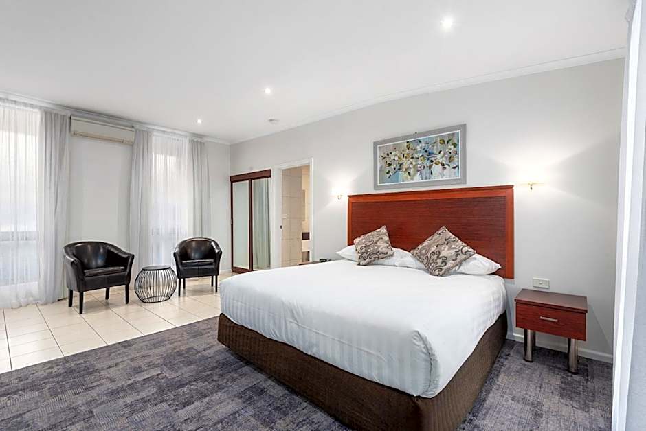 Comfort Inn Deakin Palms