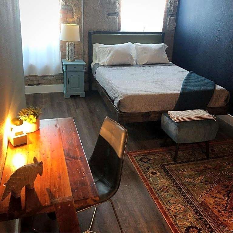 Deep Ellum Hostel