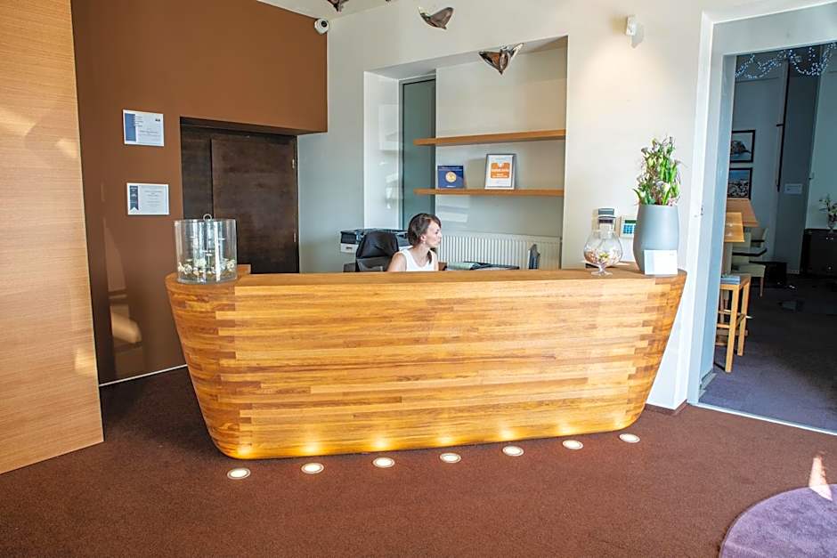 Restaurant & Design Hotel Noem Arch