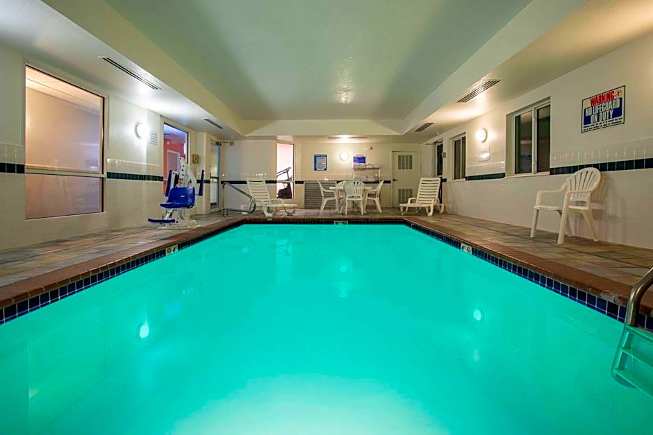 Baymont Inn & Suites Sheridan