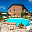 Casa Lari