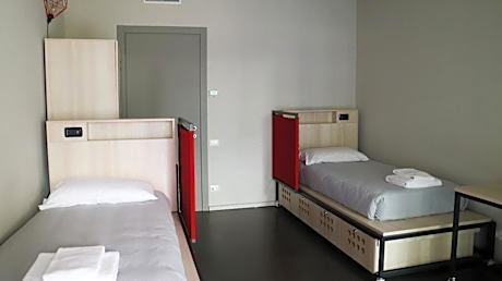 Twin Room with Private Bathroom