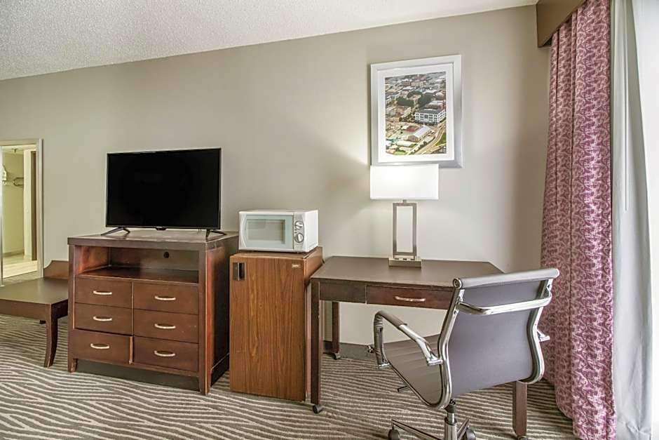 Clarion Hotel Jackson Northwest