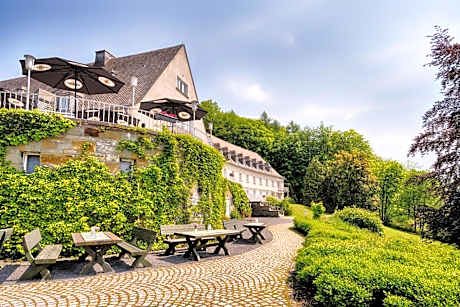 Welcome Hotel Meschede Hennesee