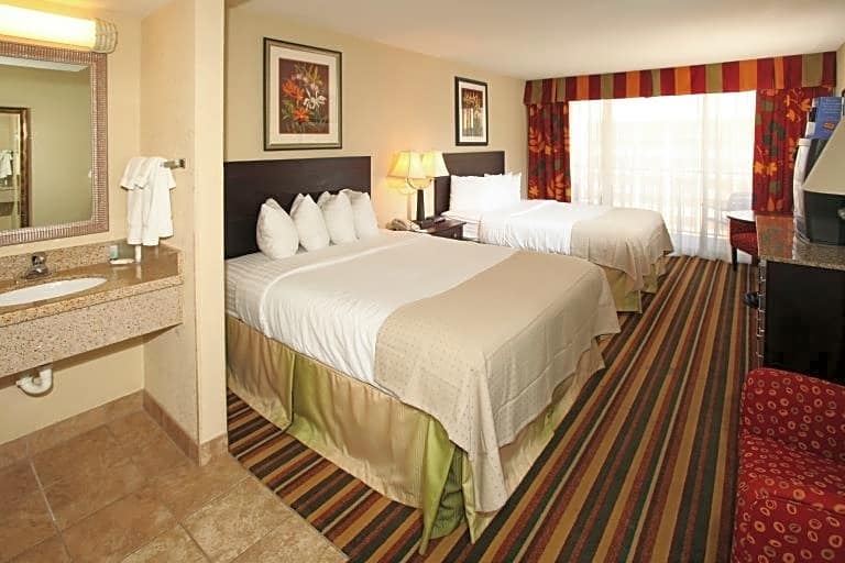 Holiday Inn & Suites Orlando SW - Celebration Area By IHG