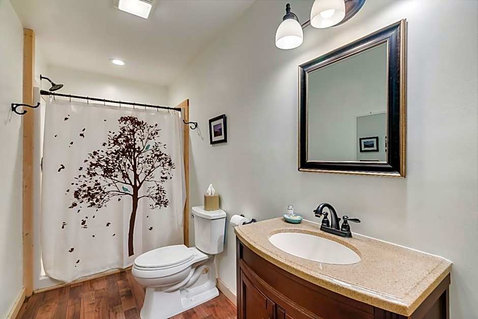 Rivers Edge Treehouses