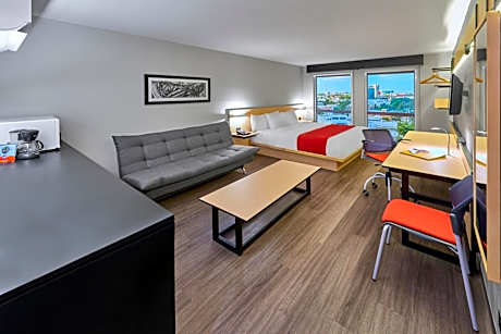 Superior King Room with Sofa Bed