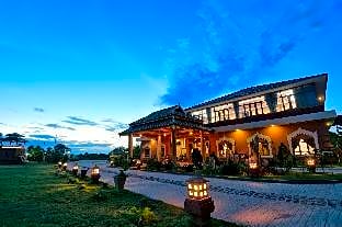 Bagan Emerald Hotel