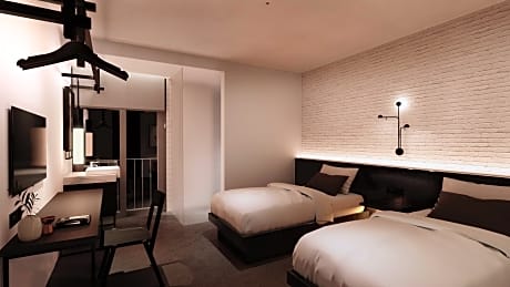 SUPERIOR ROOM
DOUBLE OR TWIN BED