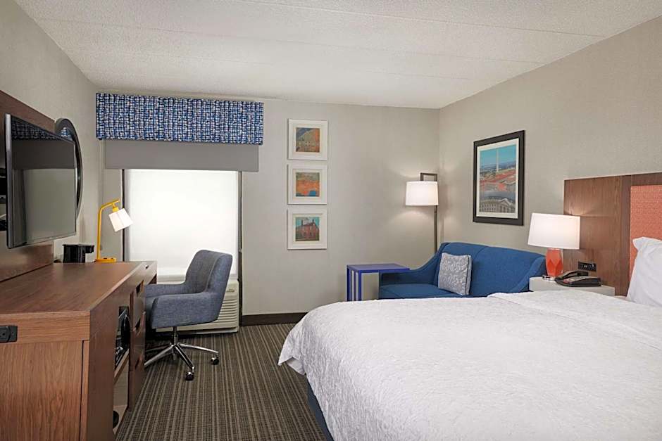 Hampton Inn By Hilton Fairfax City